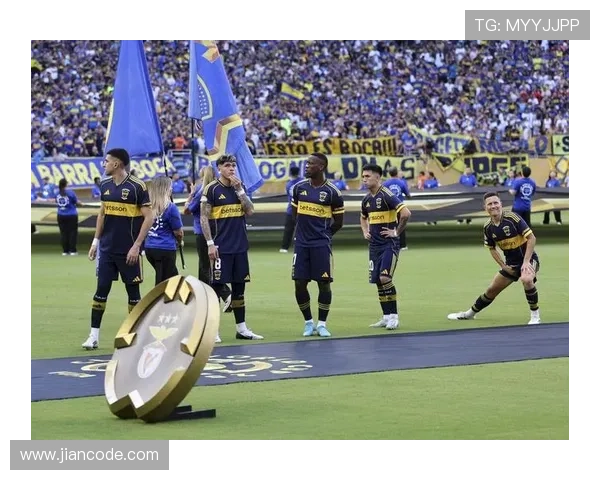 普鲁士多特蒙德俱乐部的辉煌历程与现代足球精神的传承探索 普鲁士多特蒙德俱乐部的辉煌历程与现代足球精神的传承探索