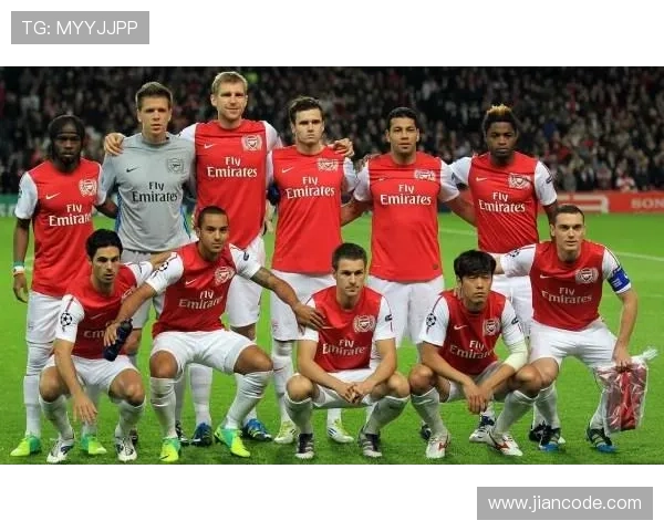 聚焦最新法甲球队完整名单全面解析球员构成与赛季前景分析 聚焦最新法甲球队完整名单全面解析球员构成与赛季前景分析