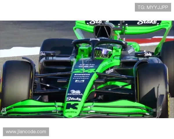 F1赛季激烈对决 各大车队为冠军宝座展开终极角逐 F1赛季激烈对决 各大车队为冠军宝座展开终极角逐