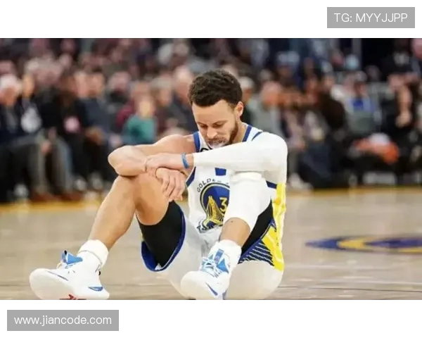 勇士队宣布库里伤情更新 预计缺席两周 将影响球队接下来的比赛表现 勇士队宣布库里伤情更新 预计缺席两周 将影响球队接下来的比赛表现